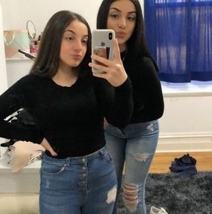 Meet your Posher, Maria